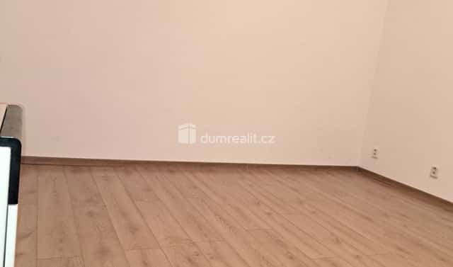 Pronájem bytu 5+kk 20 m², Starochuchelská, Praha 5 – Velká Chuchle