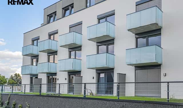 Pronájem bytu 1+kk 25 m², Křižanská, Praha 8 – Ďáblice