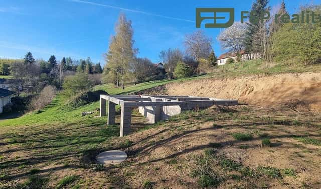 Prodej stavebního pozemku 1 360 m², Číhošť – Hlohov, okres Havlíčkův Brod
