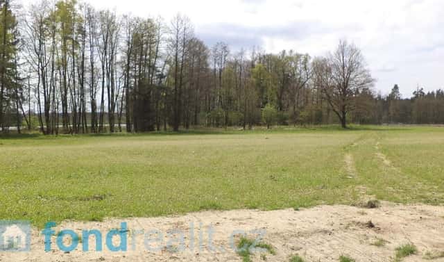 Prodej pozemku 6 528 m², Stráž nad Nežárkou, okres Jindřichův Hradec