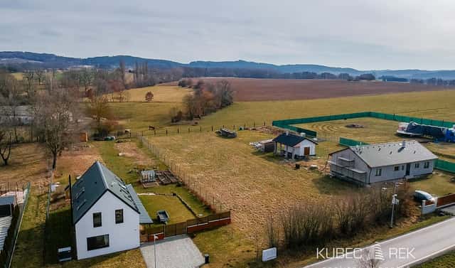 Prodej stavebního pozemku 2 095 m², Sedlec-Prčice, okres Příbram