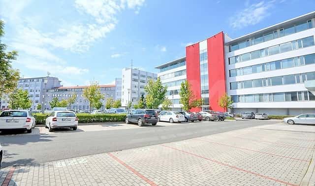 Pronájem kanceláře 939 m², U nákladového nádraží, Praha 3 – Strašnice