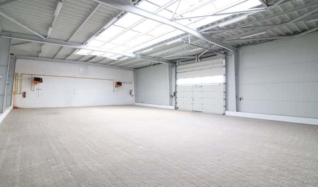 Pronájem výrobních prostor 246 m², Ivančice, okres Brno-venkov