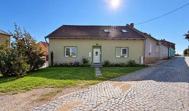 Prodej domu 112 m² s pozemkem 129 m², Úvoz, Rosice, okres Brno-venkov
