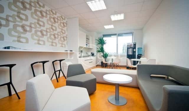 Pronájem kanceláře 570 m², Kubánské náměstí, Praha 10 – Vršovice