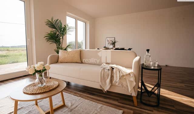 Prodej domu 125 m² s pozemkem 266 m², V průhonu, Zvěřínek, okres Nymburk