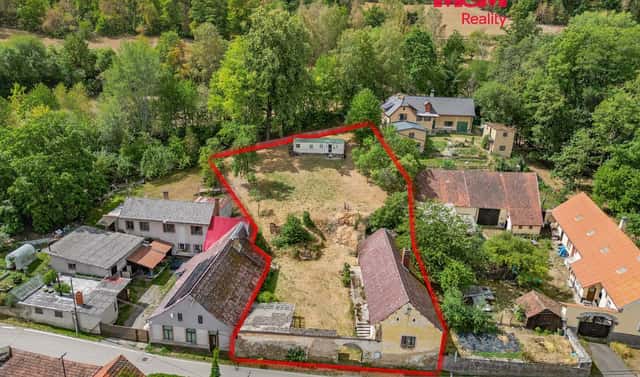 Prodej stavebního pozemku 1 676 m², Strašice – Škůdra, okres Strakonice