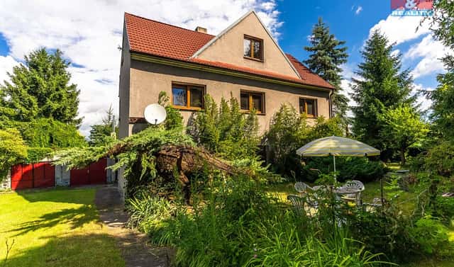 Prodej domu 210 m² s pozemkem 1 304 m², Česká Lípa