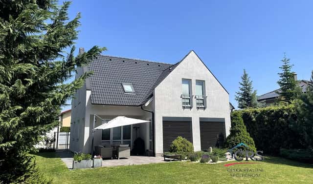 Prodej domu 310 m² s pozemkem 1 176 m², Hostivice, okres Praha-západ