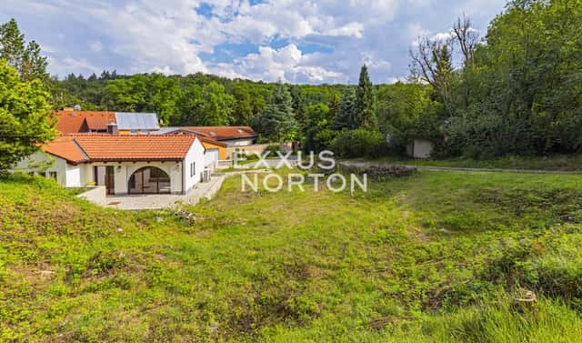 Prodej domu 70 m² s pozemkem 1 416 m², Tiché údolí, Roztoky, okres Praha-západ