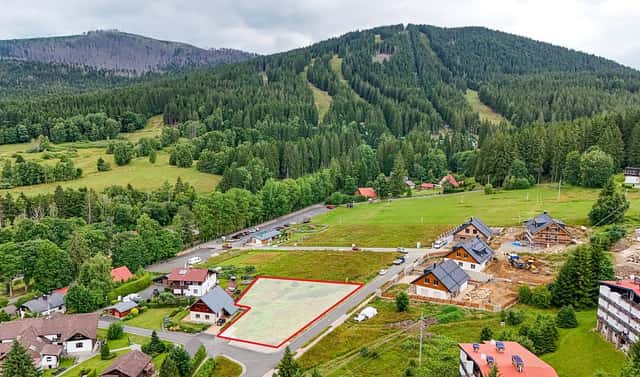 Prodej stavebního pozemku 1 438 m², Železná Ruda – Špičák, okres Klatovy