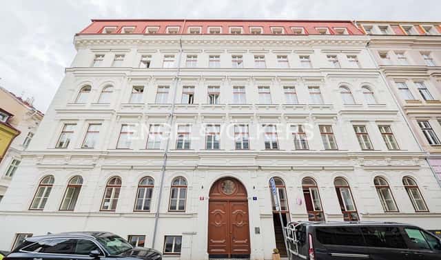 Pronájem skladovacích prostor 77 m², Kroftova, Praha 5 – Smíchov