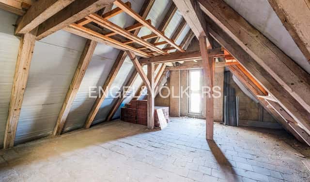 Prodej komerčního objektu (jiného typu) 110 m², V Holešovičkách, Praha 8 – Libeň