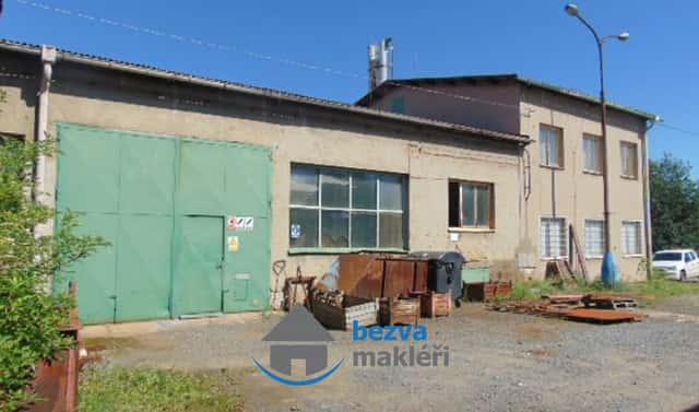 Pronájem výrobních prostor 311 m², Zvěřinova, Skuteč, okres Chrudim