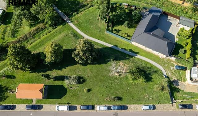 Prodej pozemku 739 m², Šatov, okres Znojmo