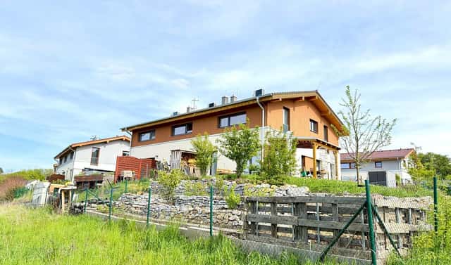 Prodej domu 74 m² s pozemkem 62 m², Na Pastvinách, Svinaře, okres Beroun