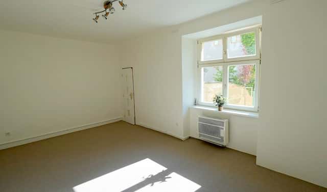 Prodej bytu 1+kk 35 m², Ruská, Praha 10 – Vršovice