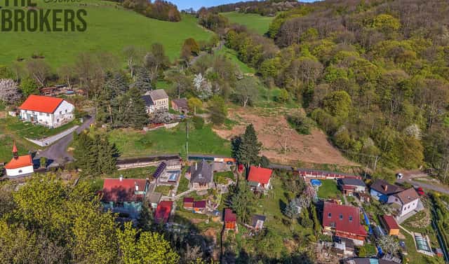 Prodej stavebního pozemku 1 436 m², Chuderov, okres Ústí nad Labem