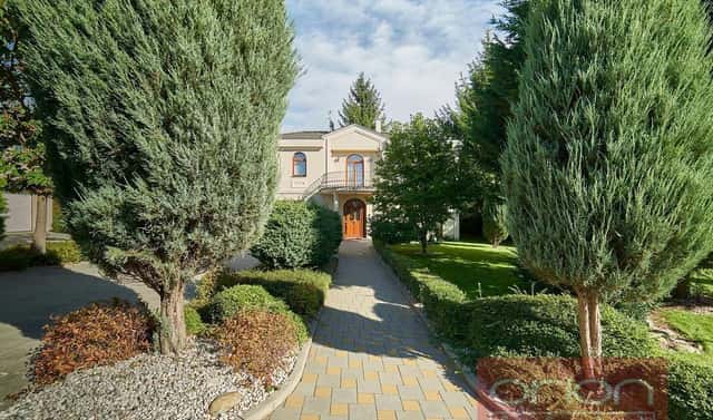 Pronájem domu 243 m² s pozemkem 328 m², Nebušická, Praha 6 – Nebušice