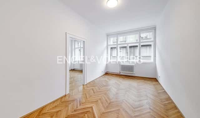 Pronájem bytu 3+1 120 m², V jámě, Praha 1 – Nové Město