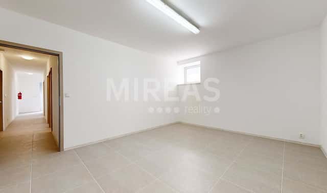 Pronájem kanceláře 20 m², Višňová, Milovice – Mladá, okres Nymburk