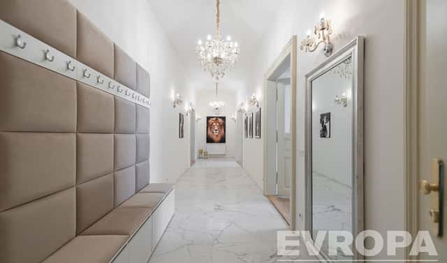 Prodej bytu 3+kk 100 m², Pod Slovany, Praha 2 – Nové Město