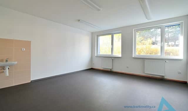 Pronájem kanceláře 20 m², Pražská, Nová Paka, okres Jičín