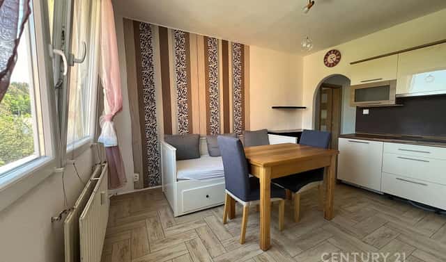 Pronájem bytu 2+kk 41 m², Plzeň – Valcha, okres Plzeň-město