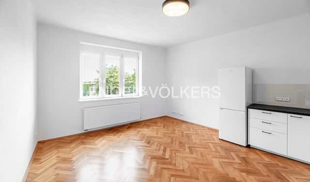 Pronájem bytu 3+kk 82 m², Na Stírce, Praha 8 – Kobylisy