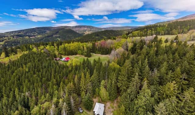 Prodej chaty/chalupy 150 m² s pozemkem 2 165 m², Prostřední Bečva, okres Vsetín