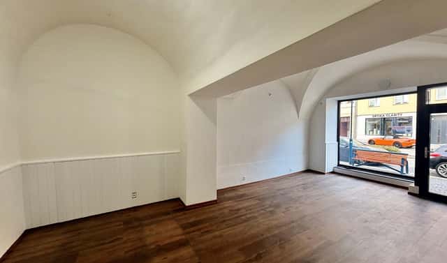 Pronájem obchodních prostor 45 m², Masarykovo náměstí, Kyjov, okres Hodonín