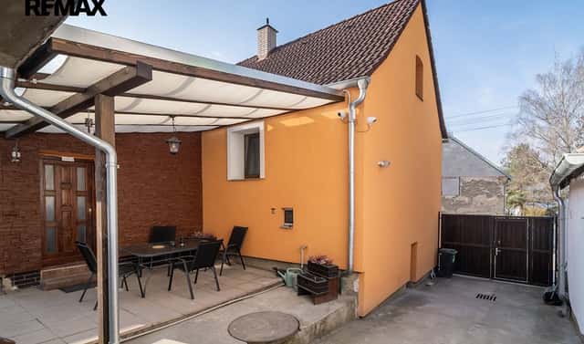 Prodej domu 172 m² s pozemkem 407 m², Podlešín, okres Kladno