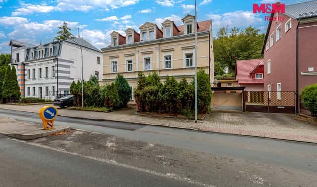 Prodej nájemního domu, činžáku 565 m², Plzeňská, Karlovy Vary