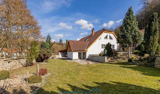 Prodej domu 350 m² s pozemkem 868 m², Jevišovice, okres Znojmo