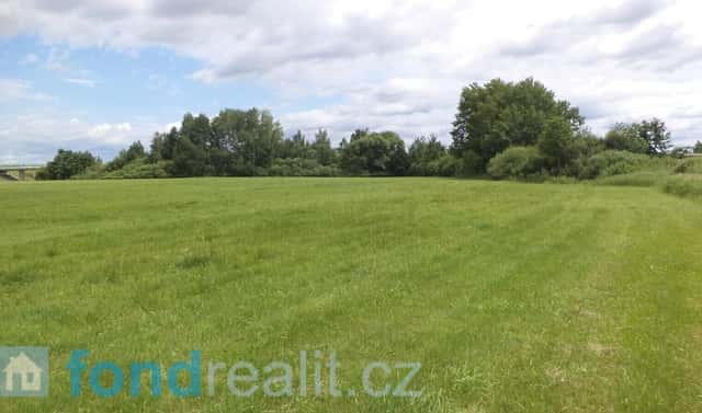 Prodej pozemku 1 940 m², Veselí nad Lužnicí – Horusice, okres Tábor