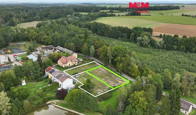 Prodej stavebního pozemku 1 060 m², Zbýšov – Klucké Chvalovice, okres Kutná Hora