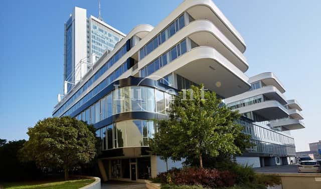 Pronájem kanceláře 740 m², Na strži, Praha 4