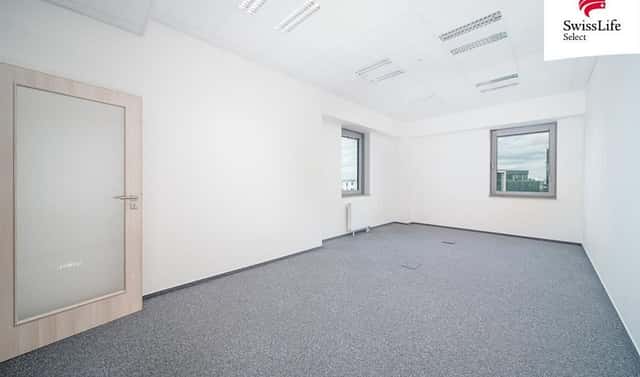 Pronájem kanceláře 154 m², Vyskočilova, Praha 4 – Michle