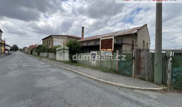 Prodej výrobních prostor 4 334 m², Chržínská, Velvary, okres Kladno