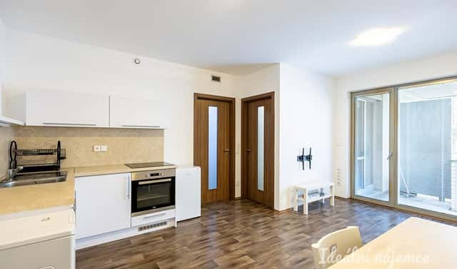 Pronájem bytu 2+kk 44 m², Hartigova, Praha 3 – Žižkov
