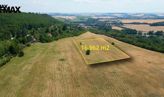 Prodej pole 16 962 m², Nemojany, okres Vyškov