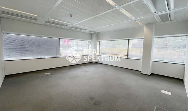 Pronájem kanceláře 240 m², Holandská, Brno – Štýřice, okres Brno-město