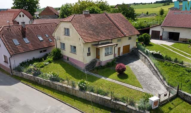 Prodej domu 218 m² s pozemkem 422 m², Černotín – Hluzov, okres Přerov