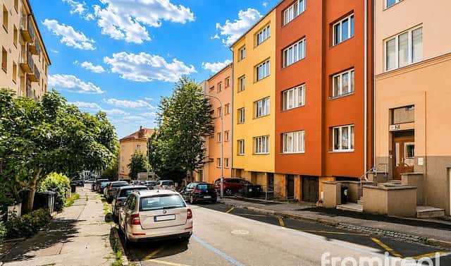 Pronájem garáže Brno, Helfertova 44, Helfertova, Brno – Černá Pole, okres Brno-město