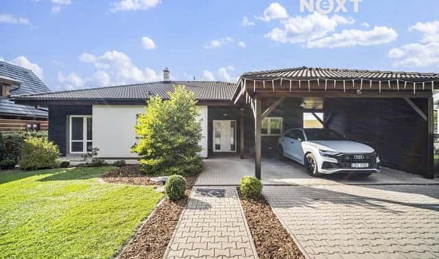 Prodej domu 199 m² s pozemkem 1 061 m², Chrtníky, okres Pardubice