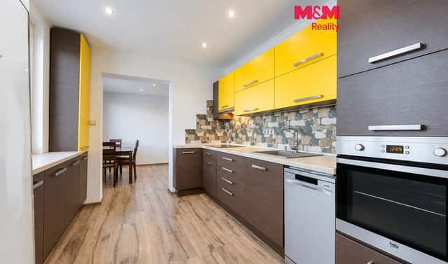 Prodej bytu 4+1 75 m², Semická, Písek – Smrkovice