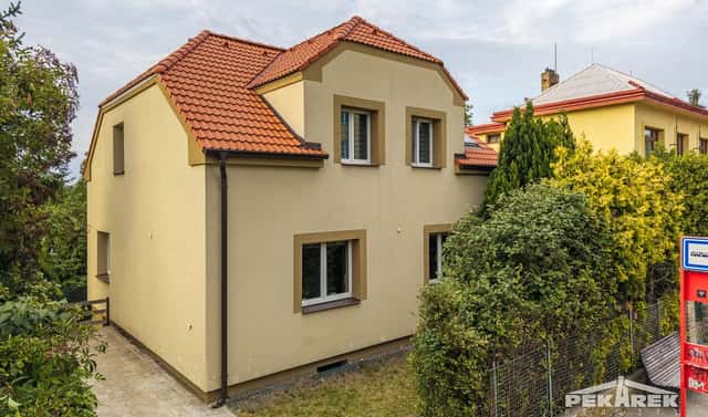 Prodej domu 120 m² s pozemkem 442 m², Spořická, Praha 8 – Dolní Chabry