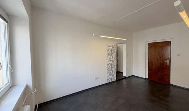 Pronájem kanceláře 35 m², Vaníčkova, Ústí nad Labem – Ústí nad Labem-centrum