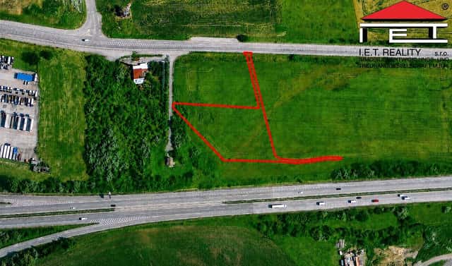 Prodej komerčního pozemku 5 187 m², Holubice, okres Vyškov