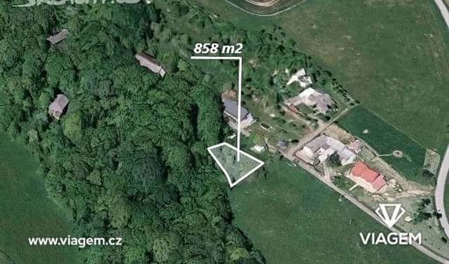 Prodej zahrady 858 m², Halenkovice, okres Zlín